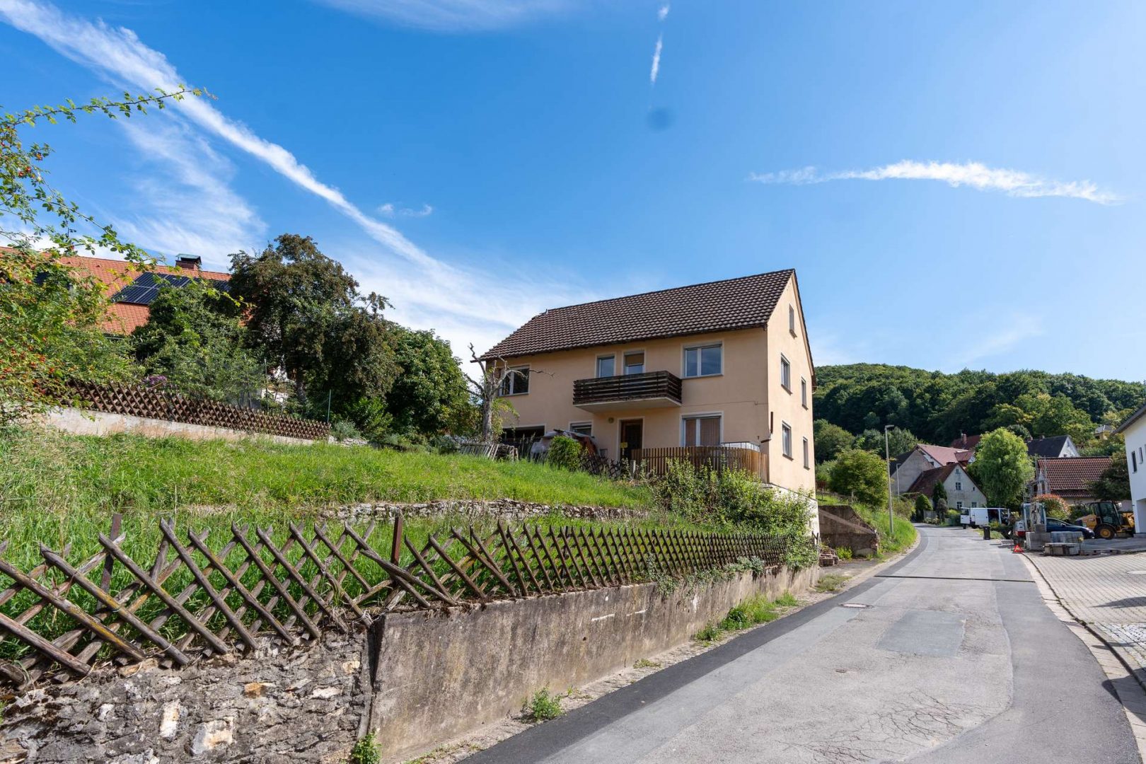 Blick auf Bestandsgebäude