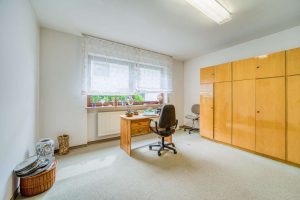 Büro UG
