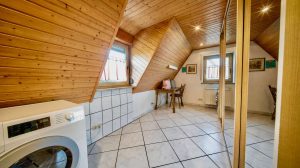 Hauswirtschaftsraum OG