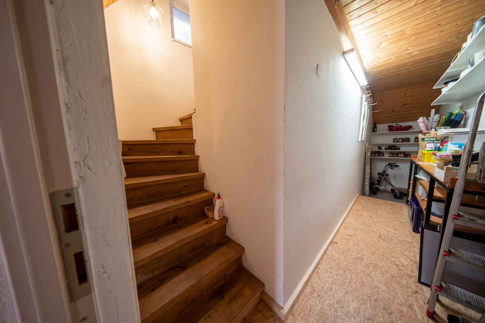 Durchgang Nebeneingang