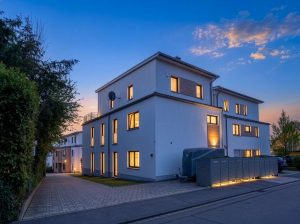 Aussenansicht bei Nacht - KI generiert