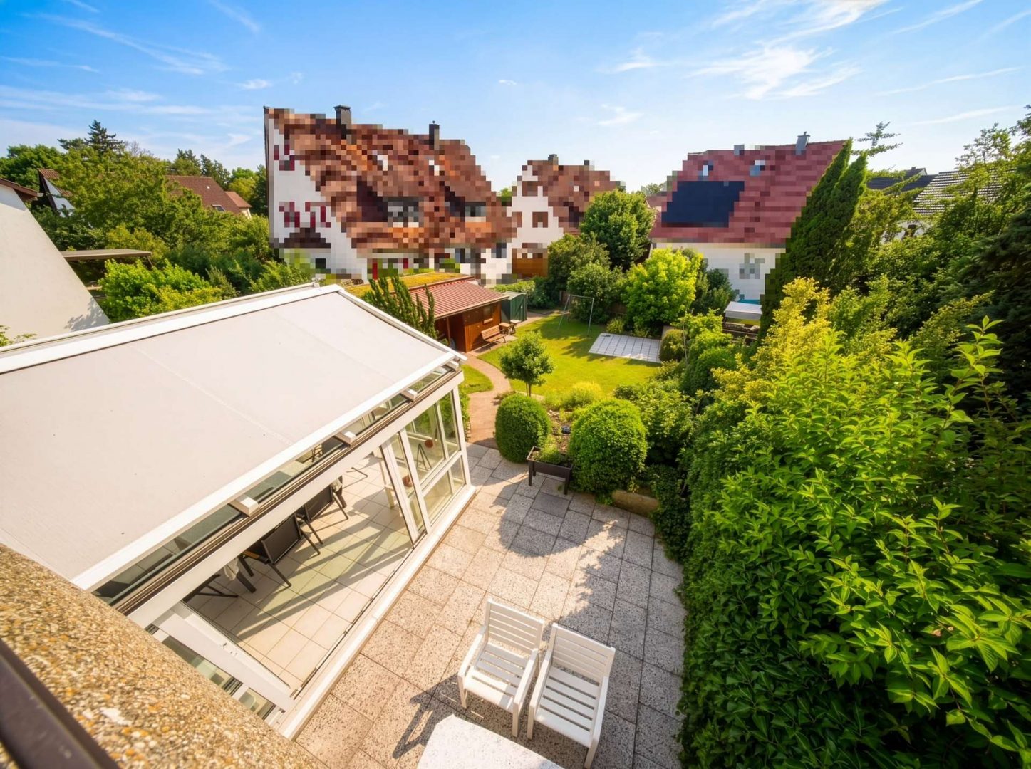 Blick aus dem OG in Garten