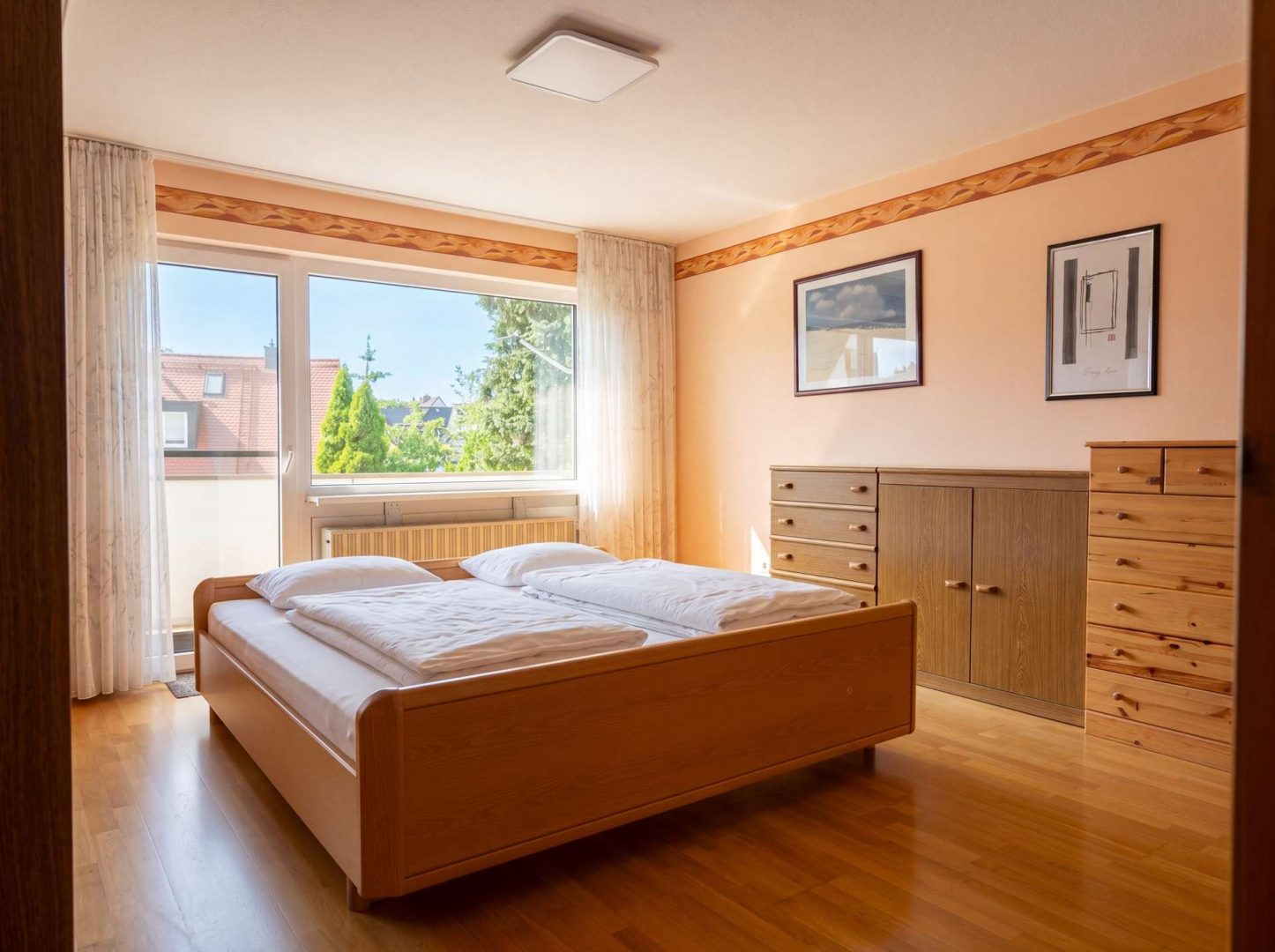 Schlafzimmer OG