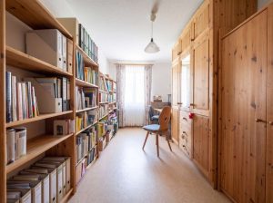Kinder-/Arbeitszimmer (KI bearbeitet)