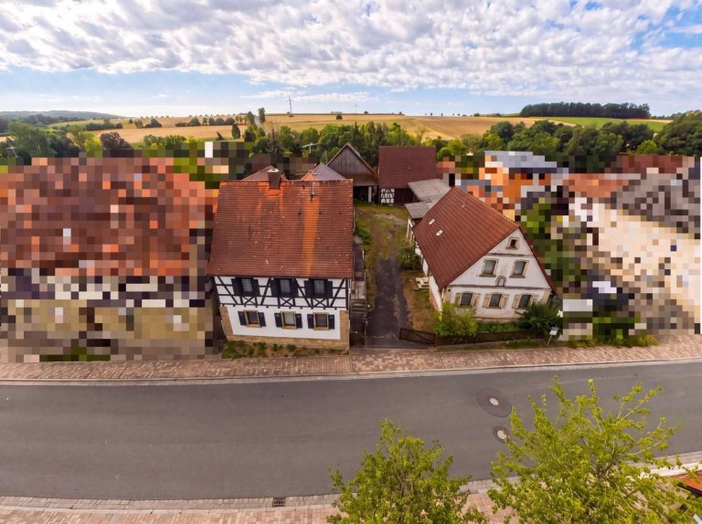 Drohnenaufnahme (KI bearbeitet)