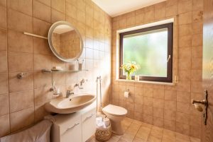 Badezimmer Erdgeschoss